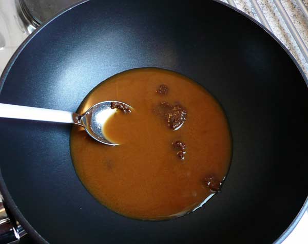 miso-suppe-miso-in-dashi