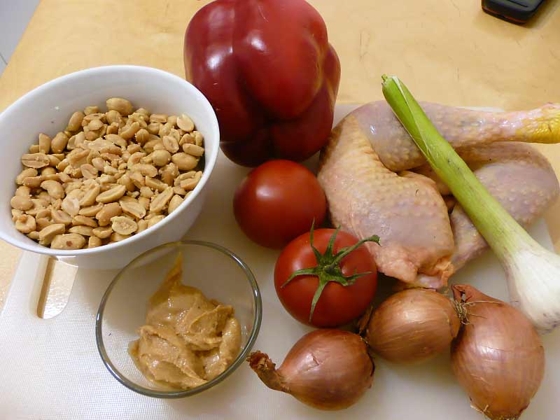 Hühnchen-in-Erdnuss-Soße-Zutaten
